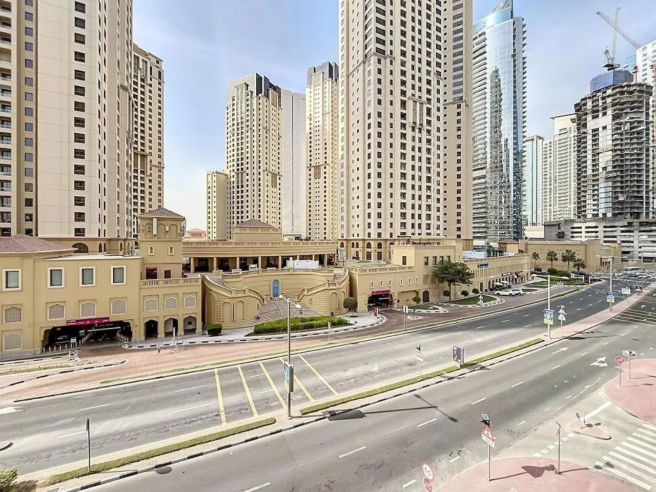 Liv Residences - Airy One Bedroom In Dubai Marina