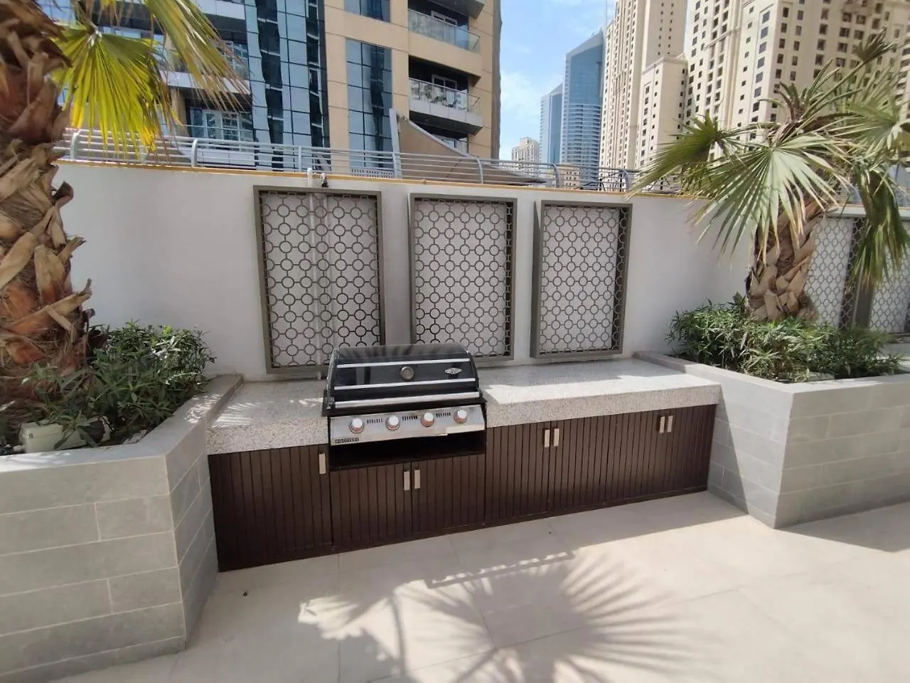Liv Residences - Airy One Bedroom In Dubai Marina
